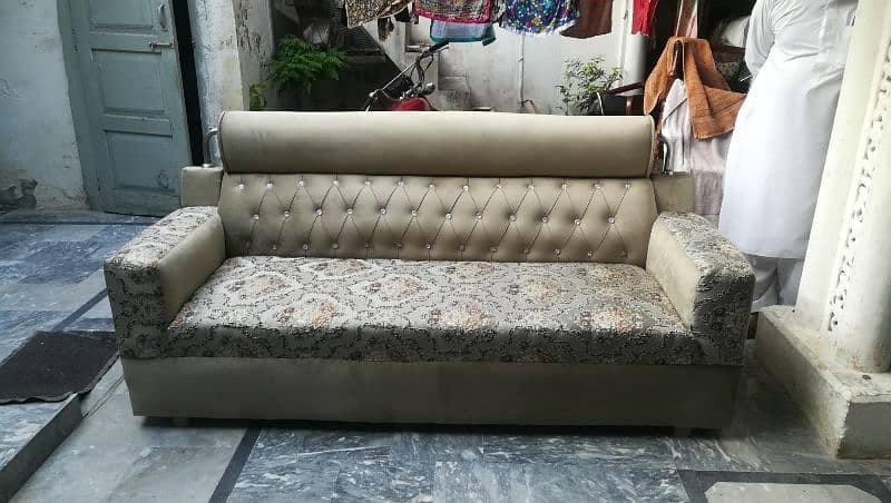 5 seater sofa 4