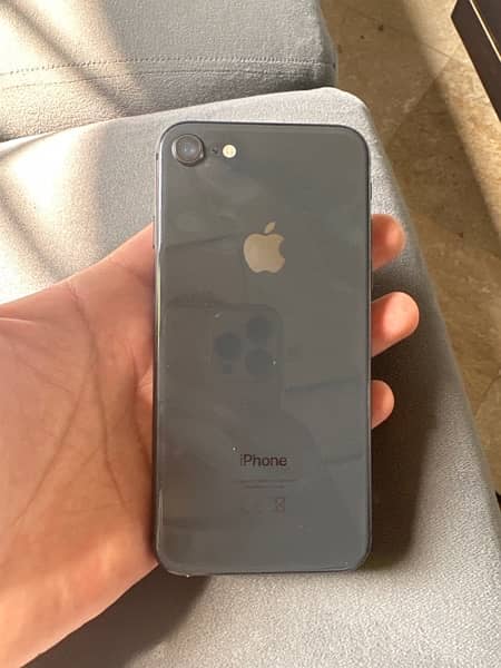 iPhone 8 non pta 1