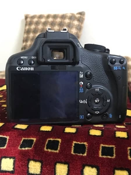 Canon  500d better than canon 50d or 1100d with high quality flash gun 3