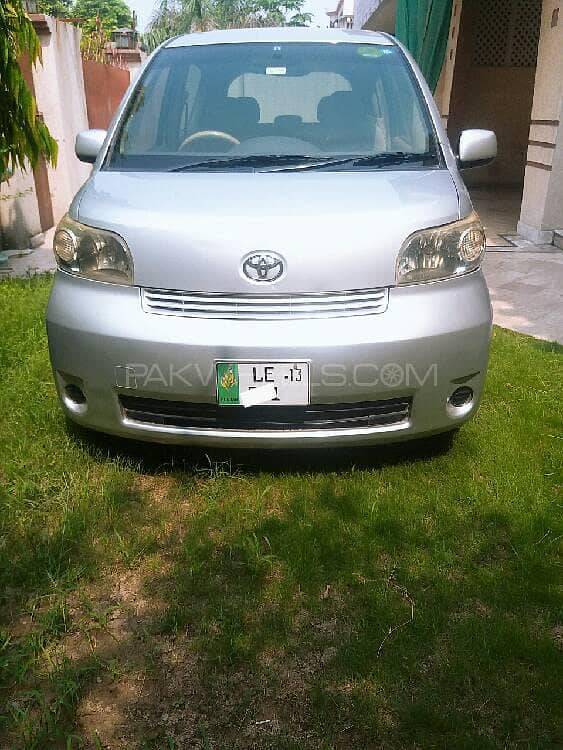 Toyota porte urgent sale 4