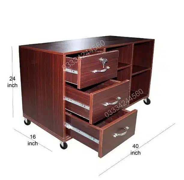 Wooden 3 drawer table to use at home or office 0