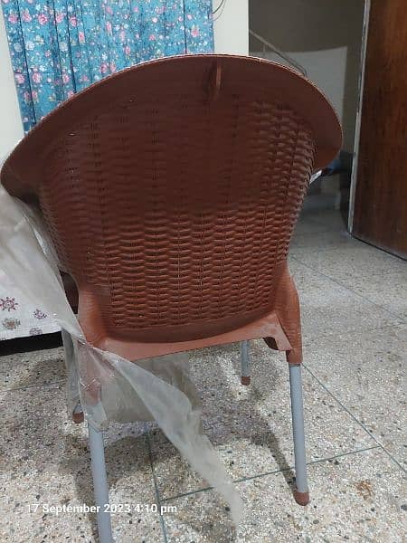 Rattan chair 0