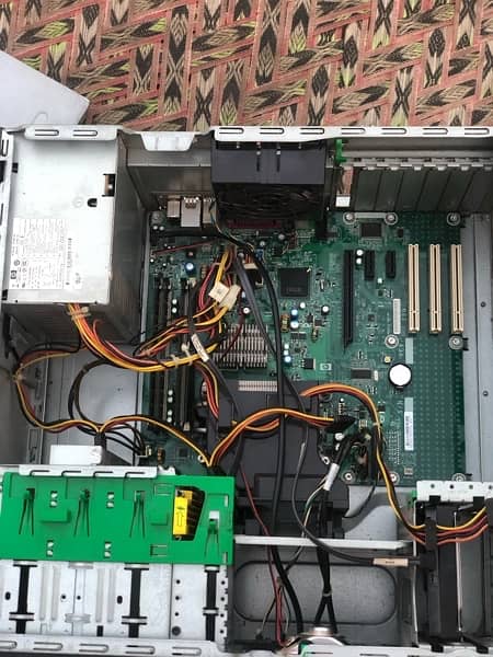 Intel Core 2 Duo HP Tower CPU 100% working 2