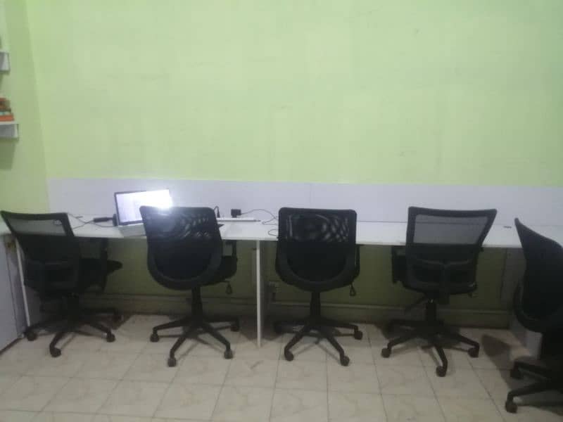 Great Quality Office Chairs and other furniture Available 3