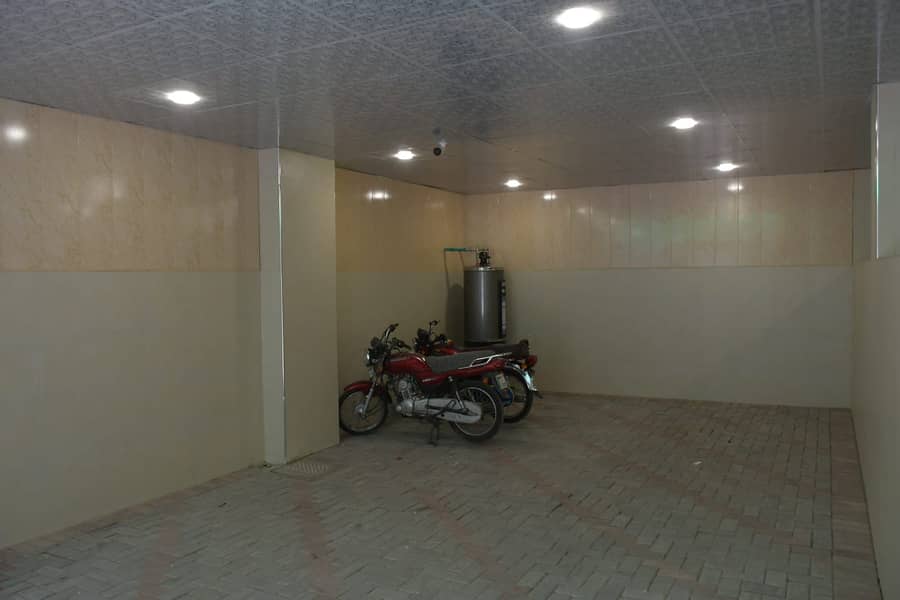 Brand New Fully Furnished and Serviced Rooms in the center of Lahore 12