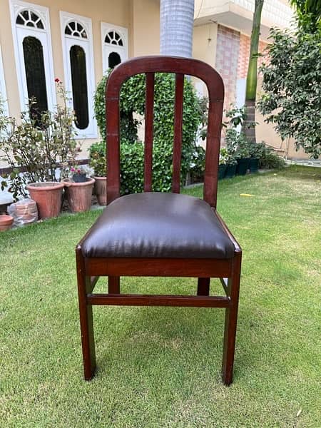 8 pieces Dining chairs 3