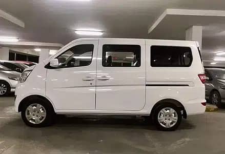 Rent a car/7 seater/Changan karvaan/Van for rent 16