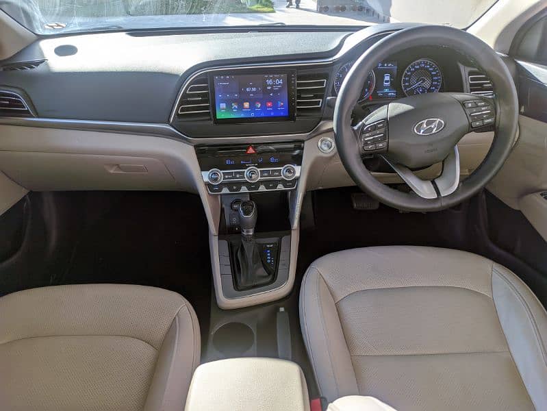 Hyundai Elantra GLS 2.0 7