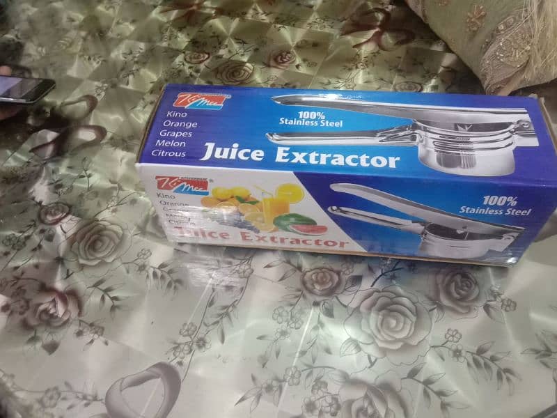 juice extractor 1
