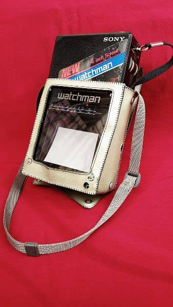 Vintage 80s Sony Watchman 2