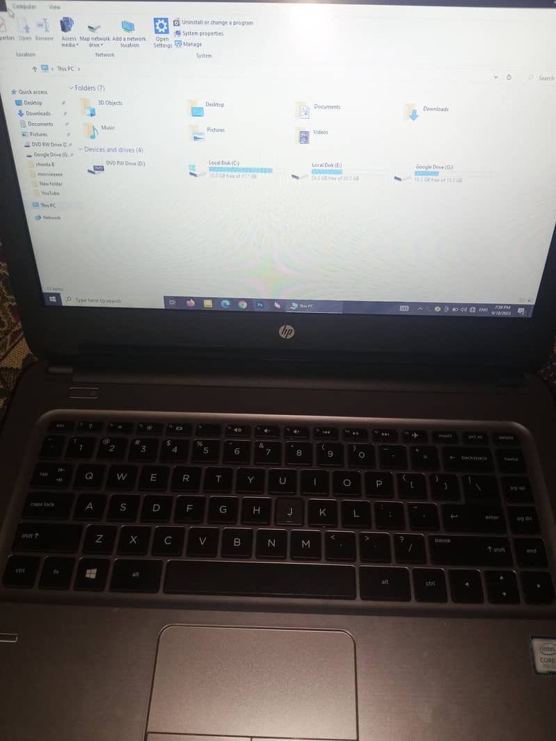 Hp laptop Intel Core i5 7 generation with original charger & window 2