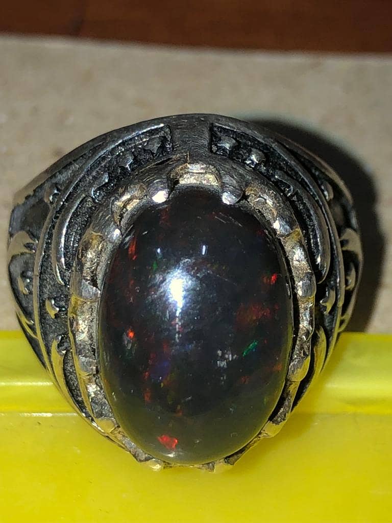 ANTIQUE WORLD PRESENT A UNIQU ITALIAN MARJAN WIH HANDMADE SILVER RING 8