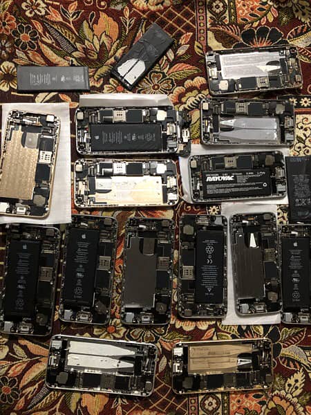 IPhone 6 boards non pta icloud and original parts available 3