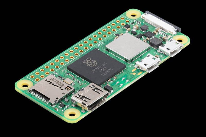 Raspberry Pi Zero W,  V. 1.1 with Casing and cables 0