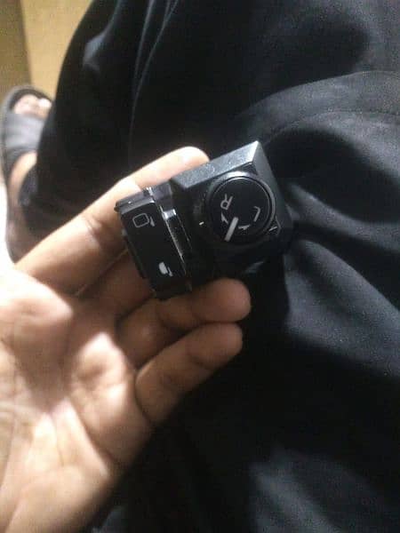 Toyota Fortuner Rocco Original Mirror Switch 0324-4239342 3