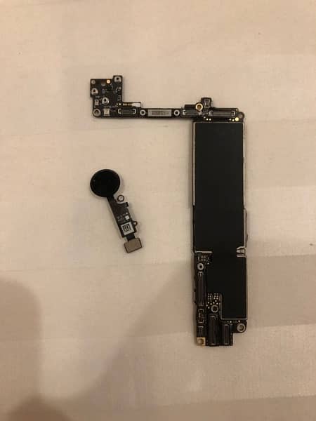 iPhone se 2020 64gb motherboard non pta 60 days sim work 0