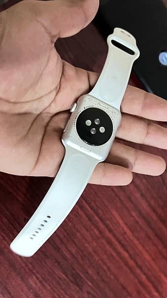 Apple Watch Series 3 42mm 1