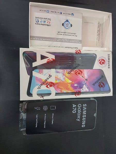 samsung a70 6/128 with box 6