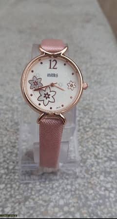 Stylish Analog Women's Wrist Watch