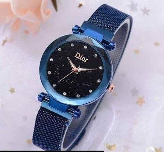 Stylish Analog Women's
Wrist Watch 1