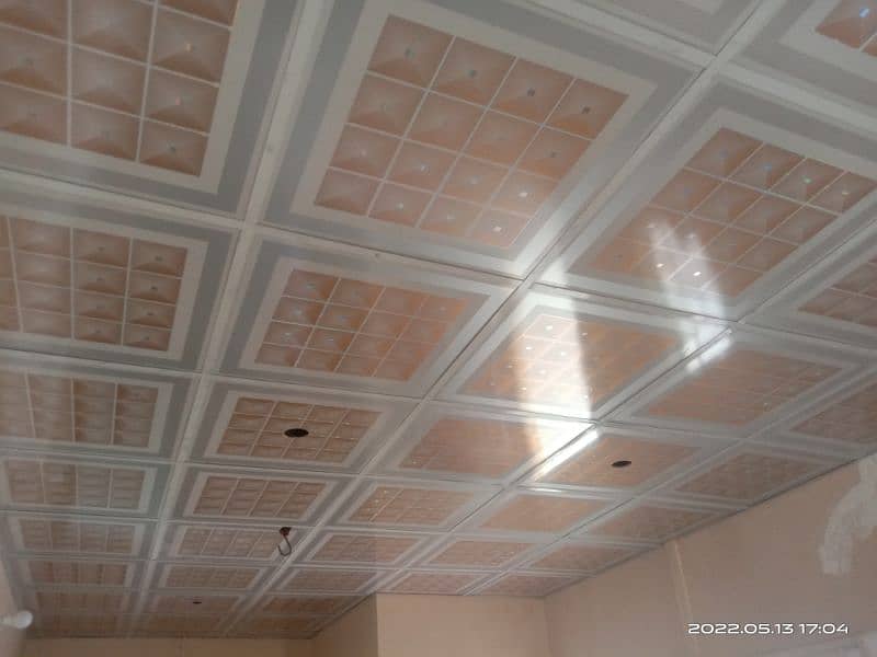False ceiling (2 x 2) in a discounted price 11
