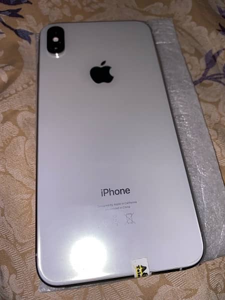 iphone xsmax 256gb(Converted to 15promax). 1