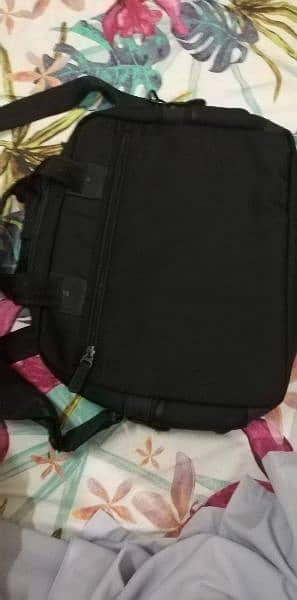 Air Walk Laptop bag 4