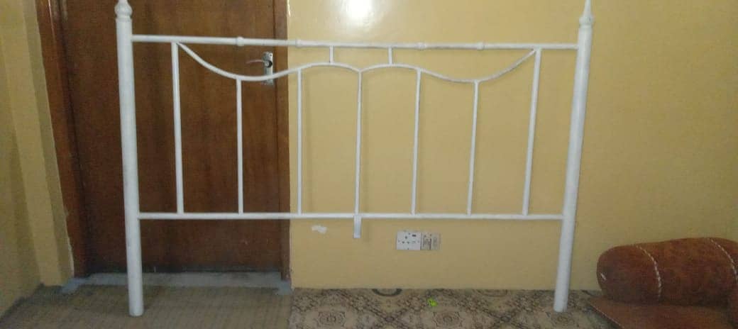 Iron bed king size 2