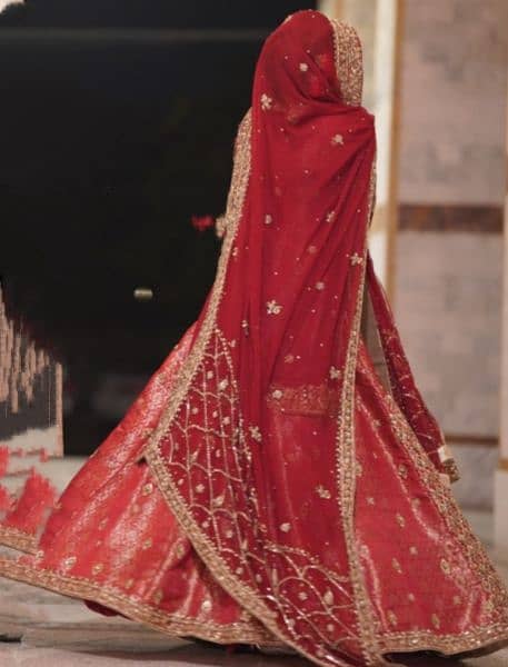 Elegant Bridal Lengha 4