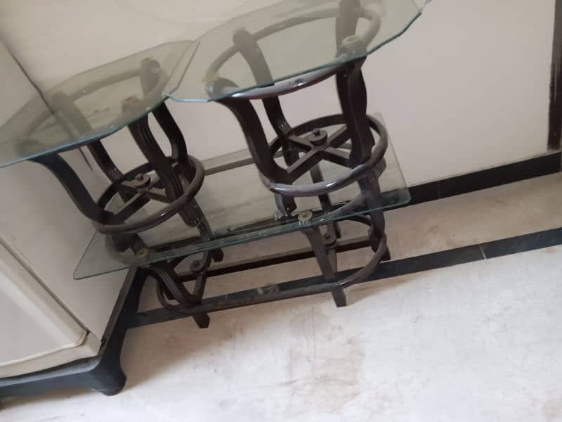 sofa and table set complete for sale no repair no damage 2