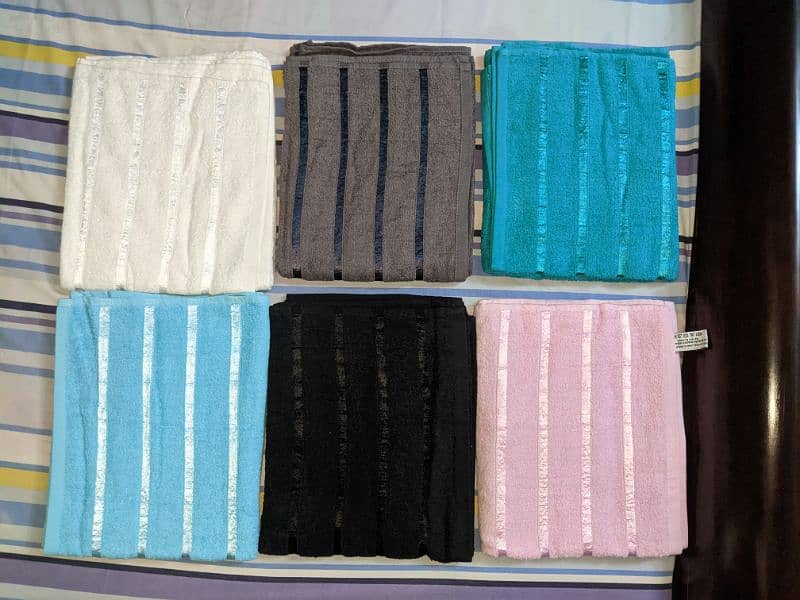 Export Leftover 100% Soft Cotton Towels sets at wholesale rate. 0