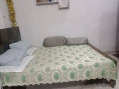 attractive queen size bed with mattress for sale