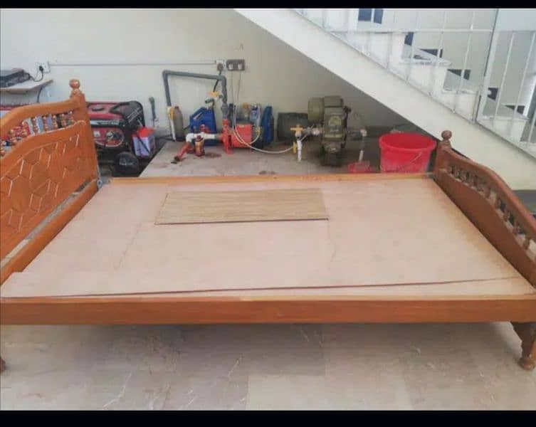 Single wooden bed 4