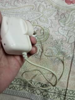 agrent sell for iPhone 4 charge and Huawei charger + lead used all ok 0