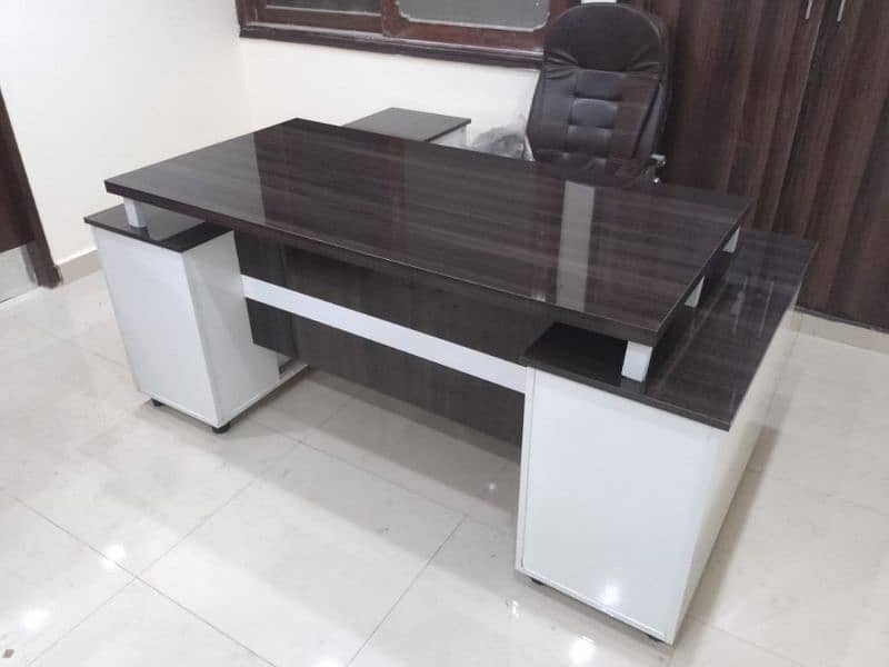 Executive Tables, Manager Tables, Office Furniture 0