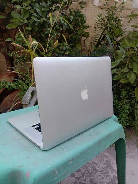 MacBook 2014 15" i7 16gb Ram | Retina 2