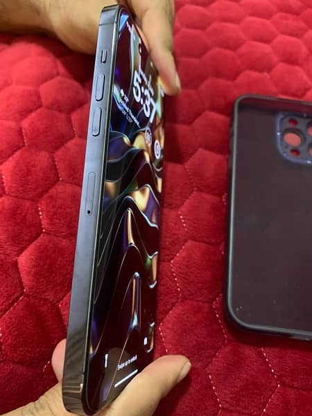 iphone 14 pro max , 256GB, purple color, 1 month warranty remaining 6