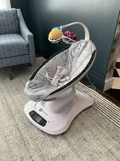 mamaRoo