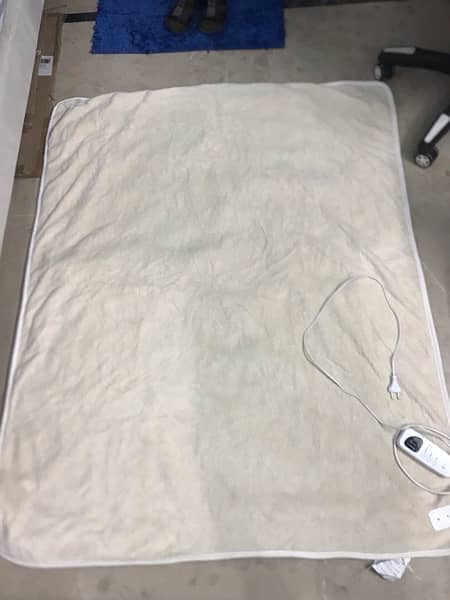 heating pad (ALL TYPE AVAILABLE ) 2