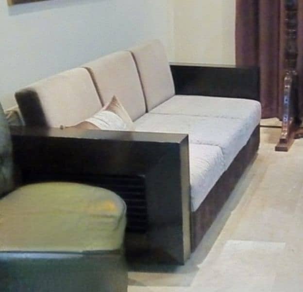 6 seater designer sofa 4