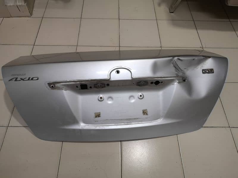 Toyota Corolla Axio 2007 Trunk (Diggi) with minor dent 0