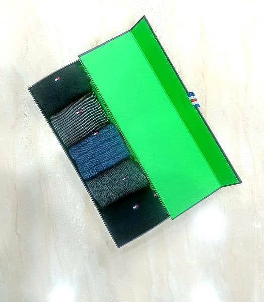 (Wholesale) Imported Mens Socks Winter Premium Gift Box Packed 3