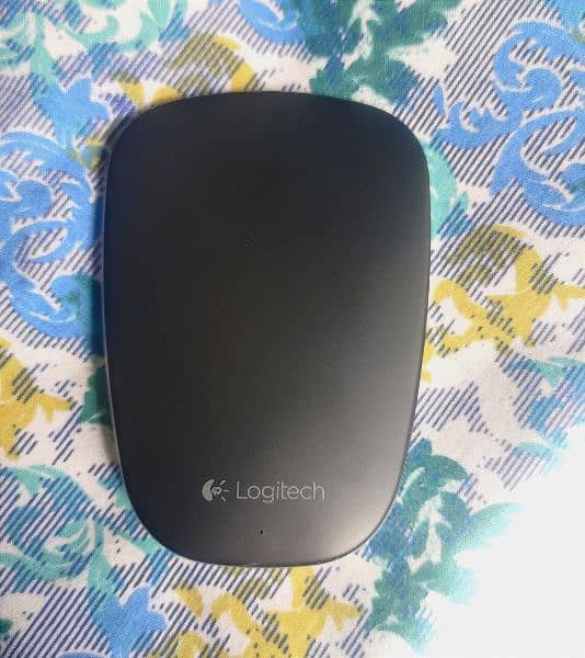Logitech Ultrathin Touch Mouse T630 1