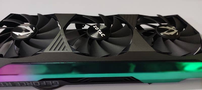 RTX 3070Ti ZOTAC  AMP HOLOBLACK mint condition 9