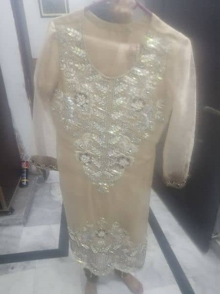 beautiful party wear dress only 2 times used 0305/48/54/472 2