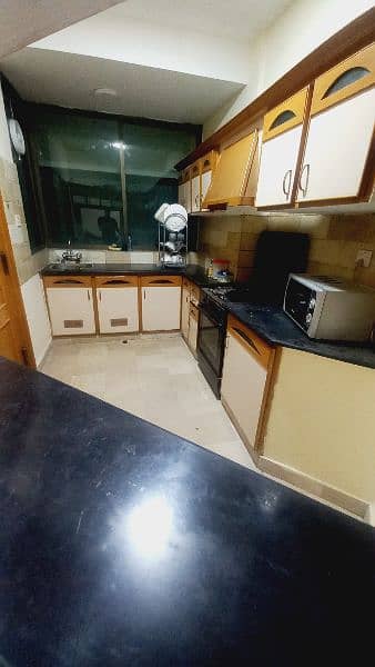 2 bedroom apartment available for rent daily and weekly basis f. 10 Isb 11