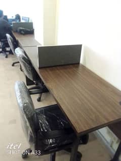 Wall to Wall Workstation/Office Furniture/Workstation/Employee table