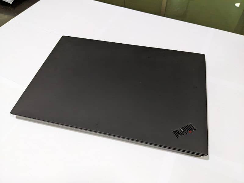 Lenovo Thinkpad P1 Gen 1 / laptop 11