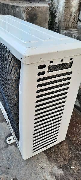 Homage Air Conditioner 1.5 Ton 10