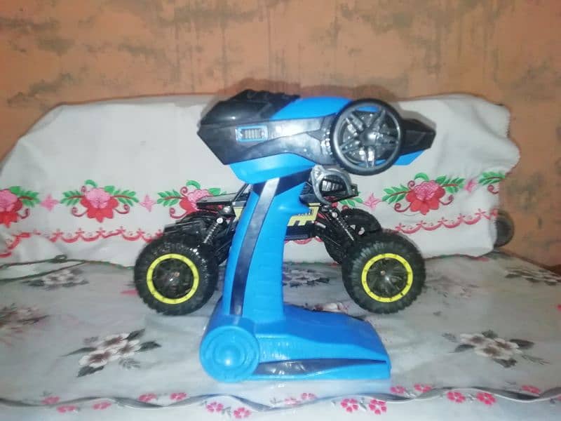 Rc car rock crawler used for sale whatsapp only 03055653128 3